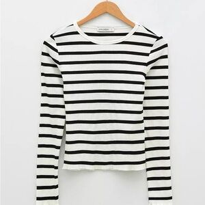 NWT H&M RIB-KNIT TOP